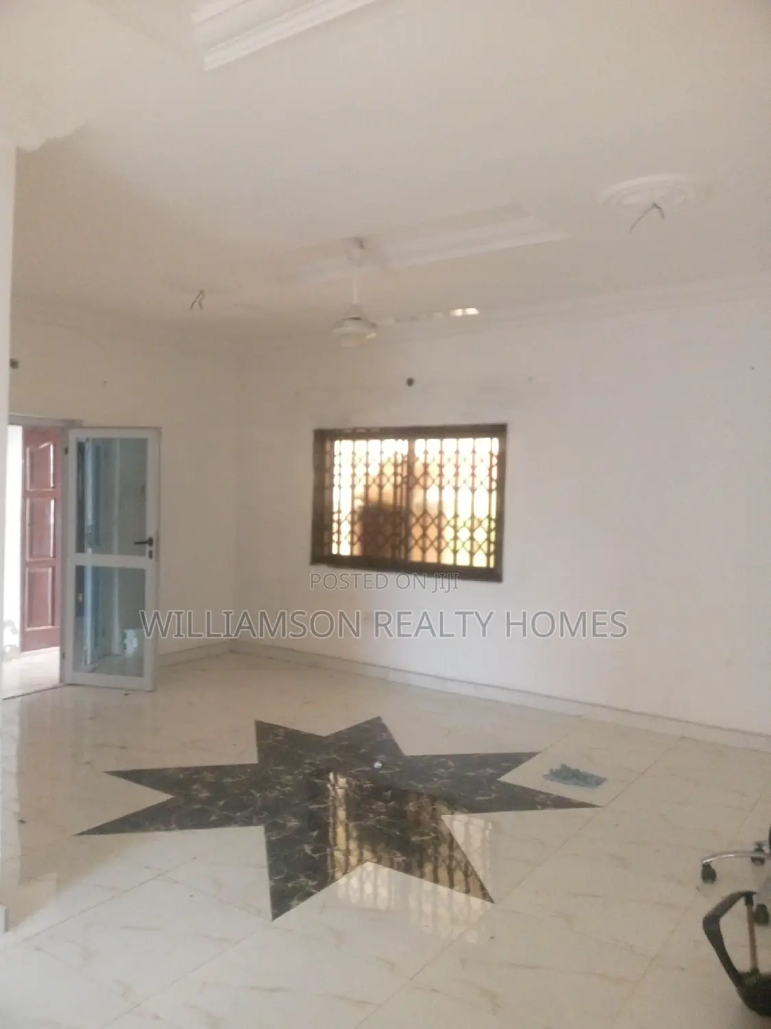 2bdrm Apartment in Community 18 Area, Spintex for rent