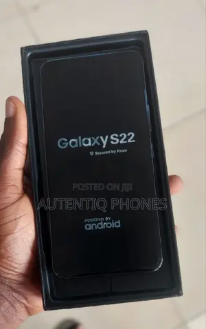 New Samsung Galaxy S22 5G 128 GB Black