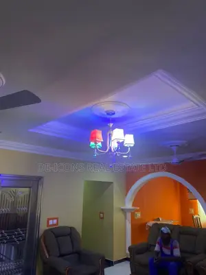 4bdrm Mansion in De-Icons Real Estate, Awutu Senya East Municipal