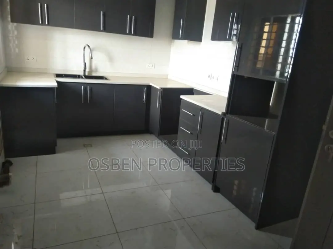 Furnished 5bdrm Mansion in Pleasant Properties, Spintex for sale