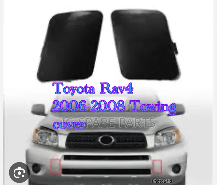 Toyota RAV4 2006-2008 Front Bumper Towing Cover