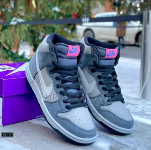 Ankle Support Nike Sneakers