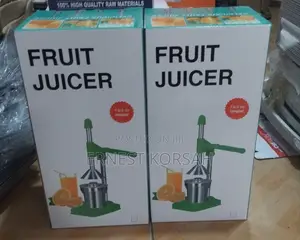 DELICIOUS. FRUIT JUICER ( Metal Juicer)
