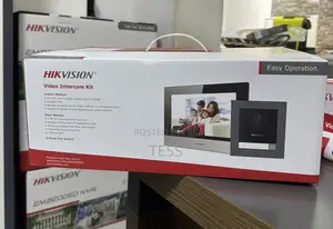 Hikvision Ip Video Intercom(Video Door Phone) Wit Poe Switch