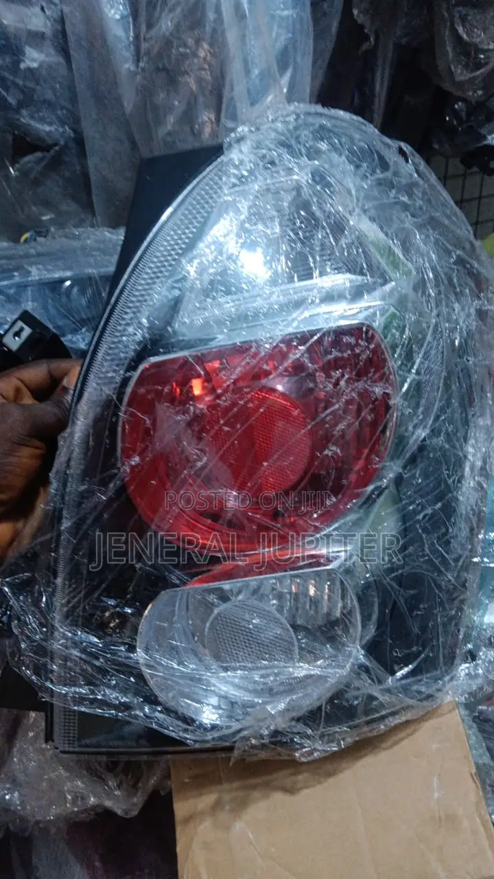 Pontiac Vibe 2009-2015 Tail Light Right Side(Passenger Side)