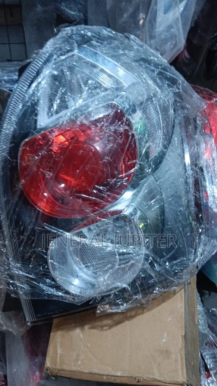 Pontiac Vibe 2009-2015 Tail Light Right Side(Passenger Side)