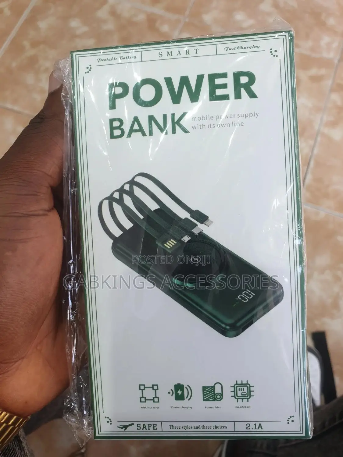Smart Wireless Powerbank With Built-in Cables