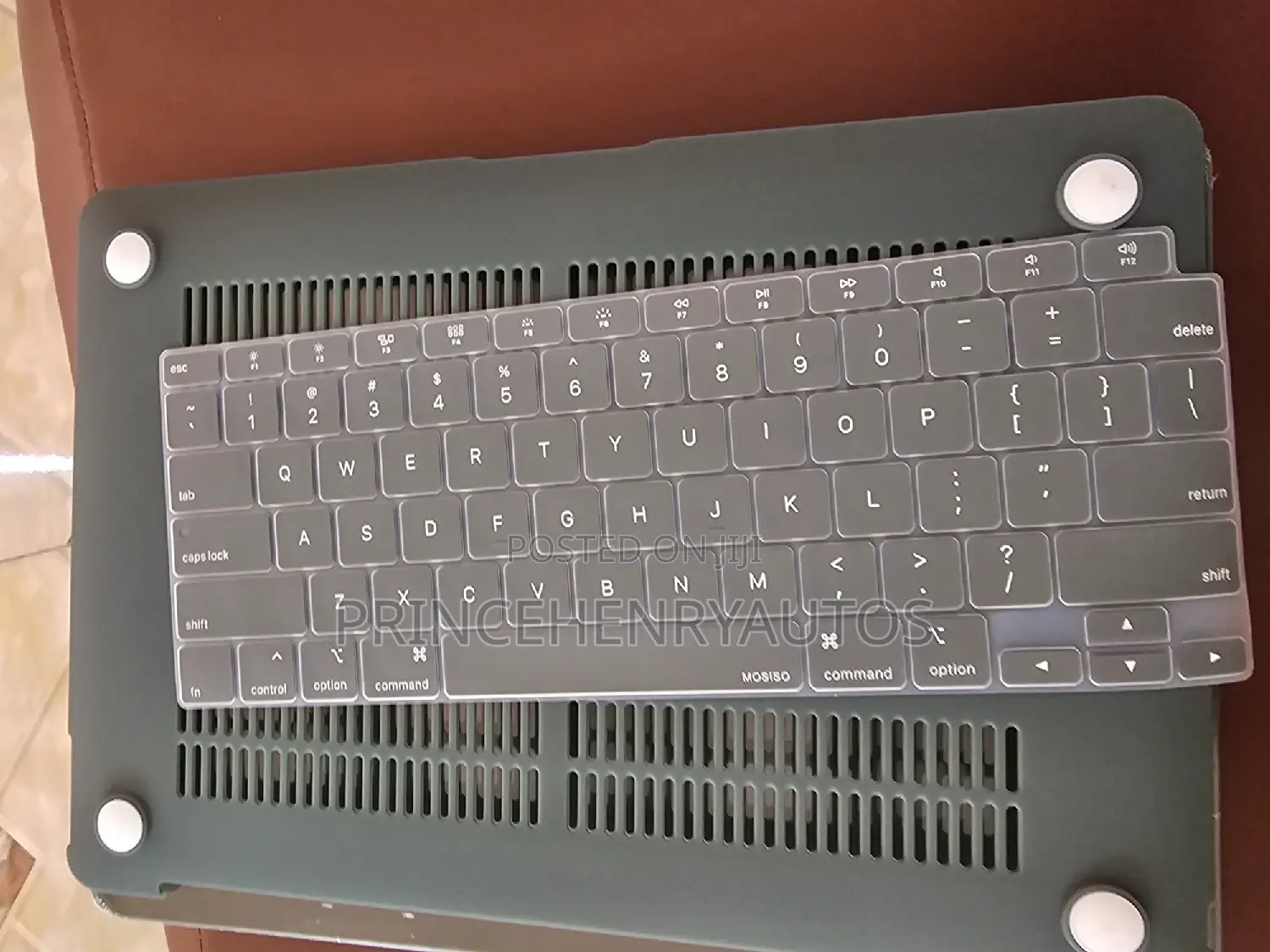 Macbook Air M1 Case+ Keyboard Cover Bundle