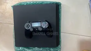 Playstation 4 Slim 1 Tb