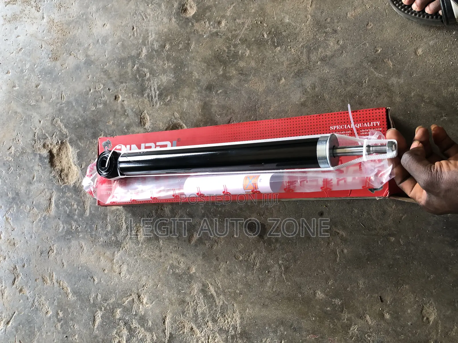 Honda CR-V 2018-2019 Back Shocks
