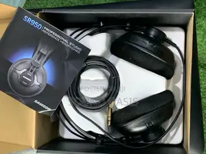Samson SR950 Professional Studio Reference Headphones