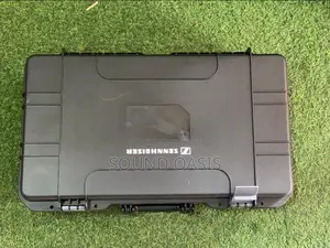 Sennheiser SKM9000 2in1 Microphone in a Case
