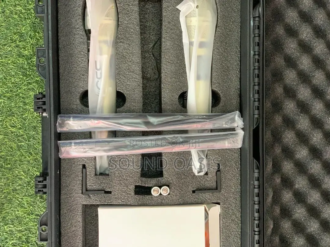 Sennheiser SKM9000 2in1 Microphone in a Case