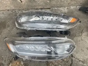 Honda Accord 2018 Headlight Available