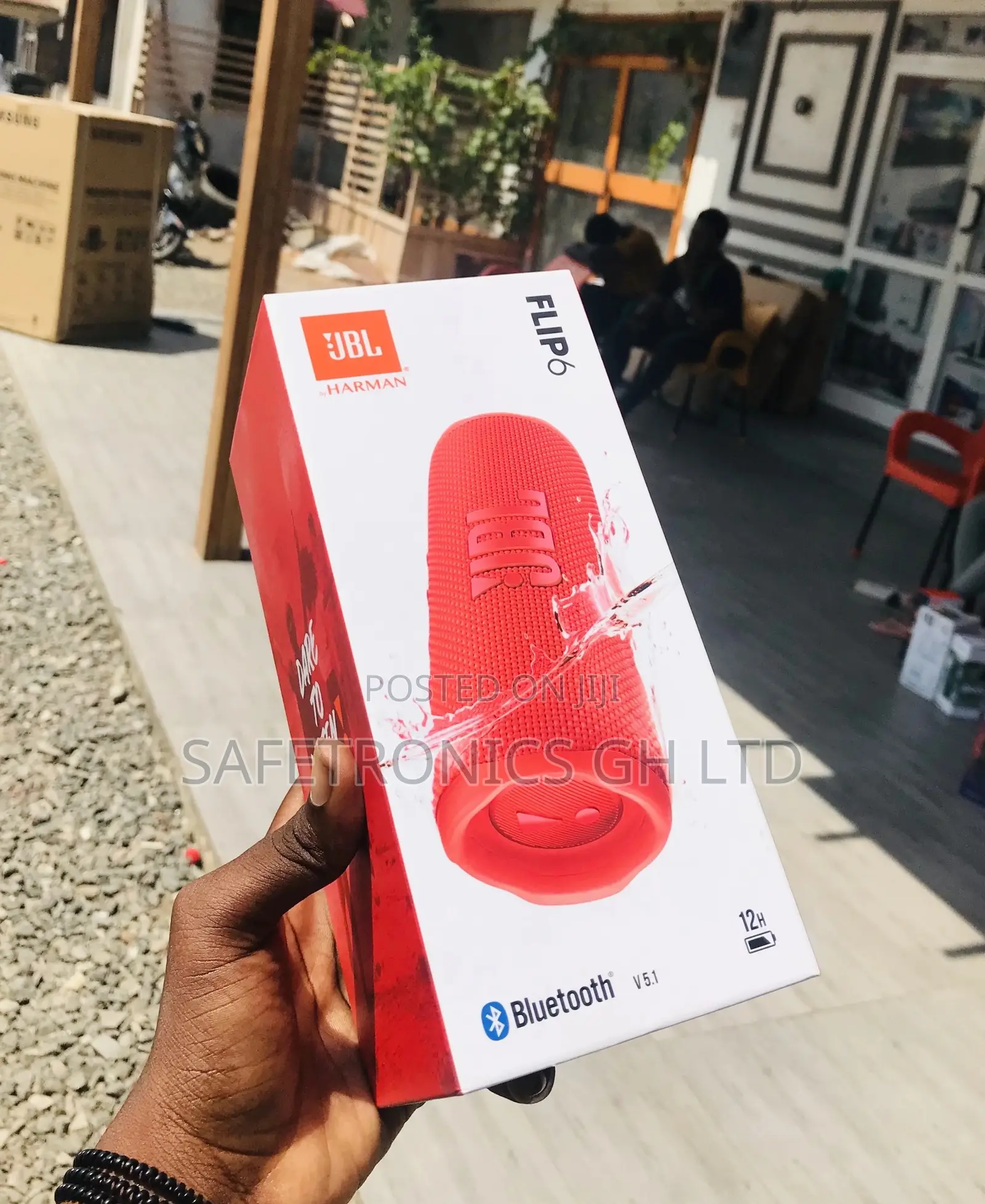 Red JBL Flip 6 Electric Bluetooth Wireless Speaker