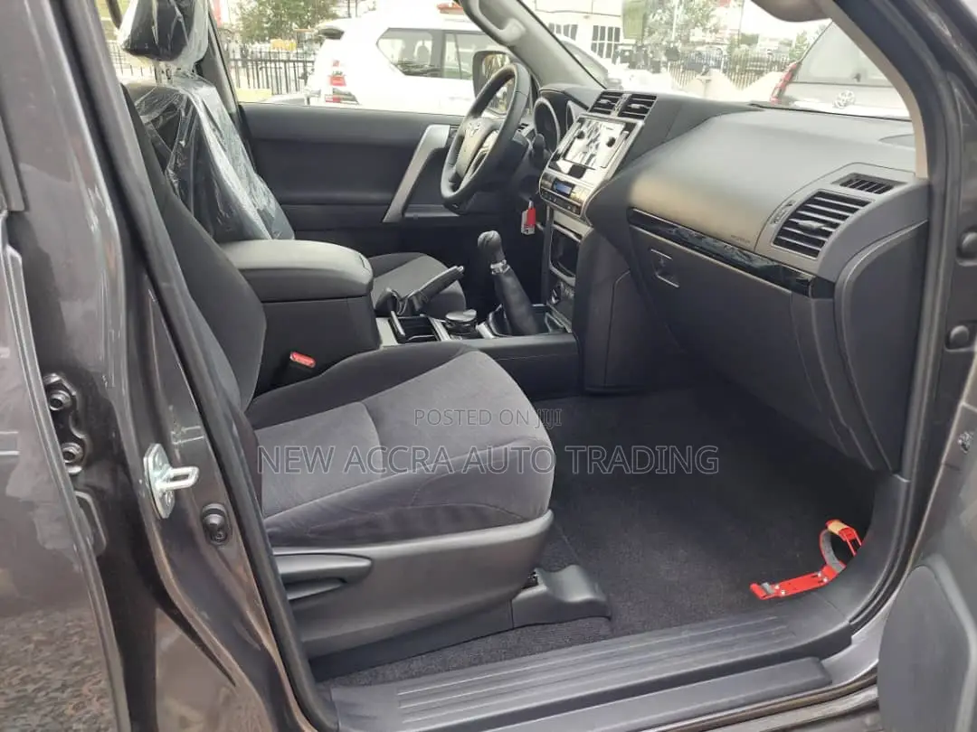 New Toyota Land Cruiser Prado 2022 Gray