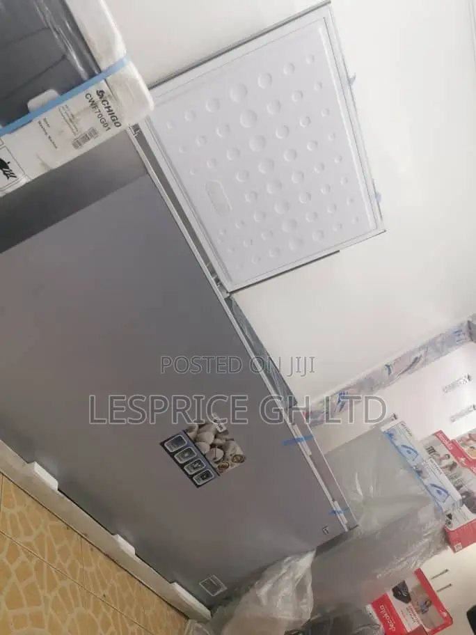 Pearl 708L Large Freezer Size