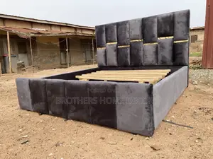 Queen Bedframe 72x75