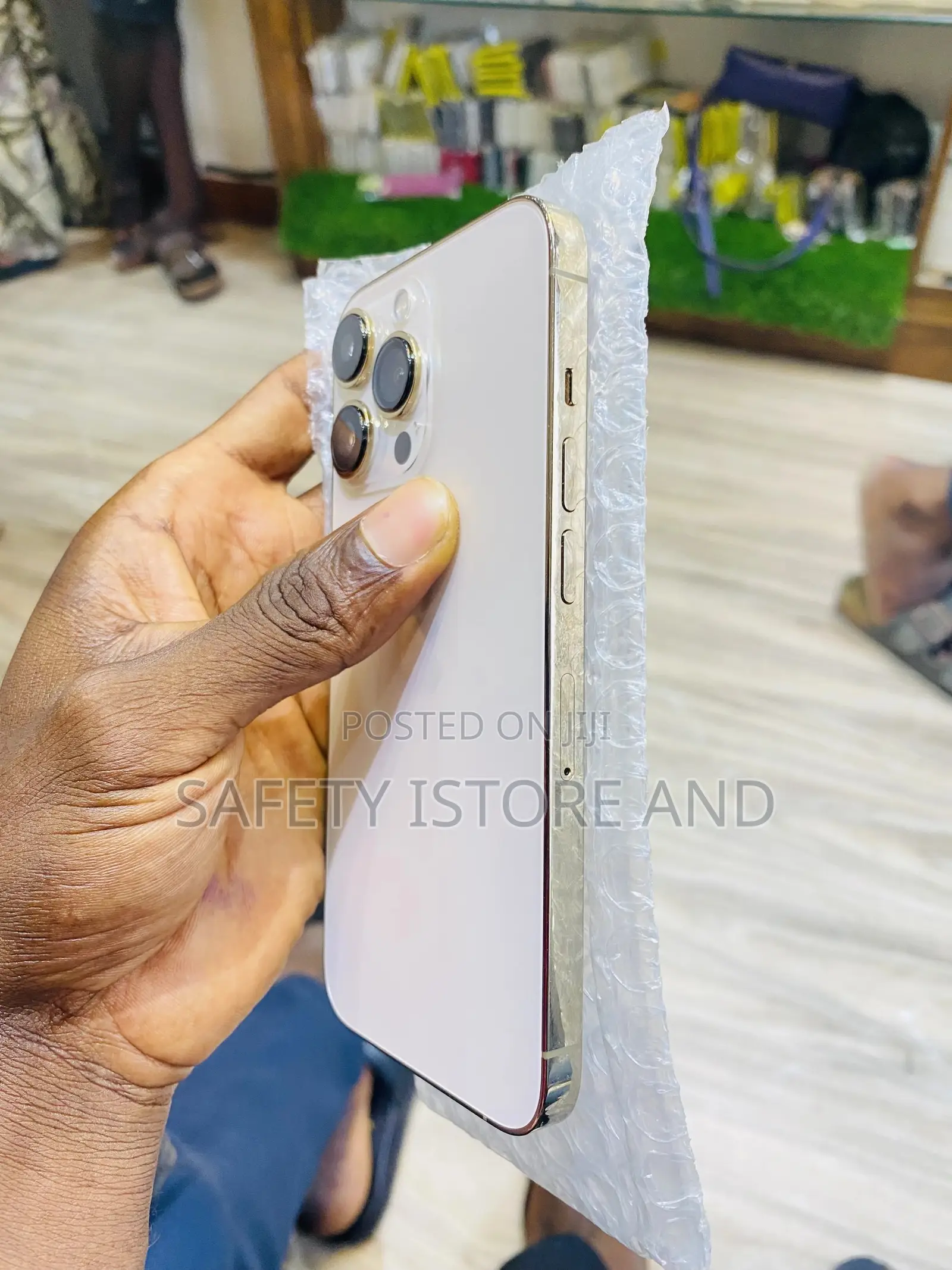 New Apple iPhone 13 Pro 128 GB Gold