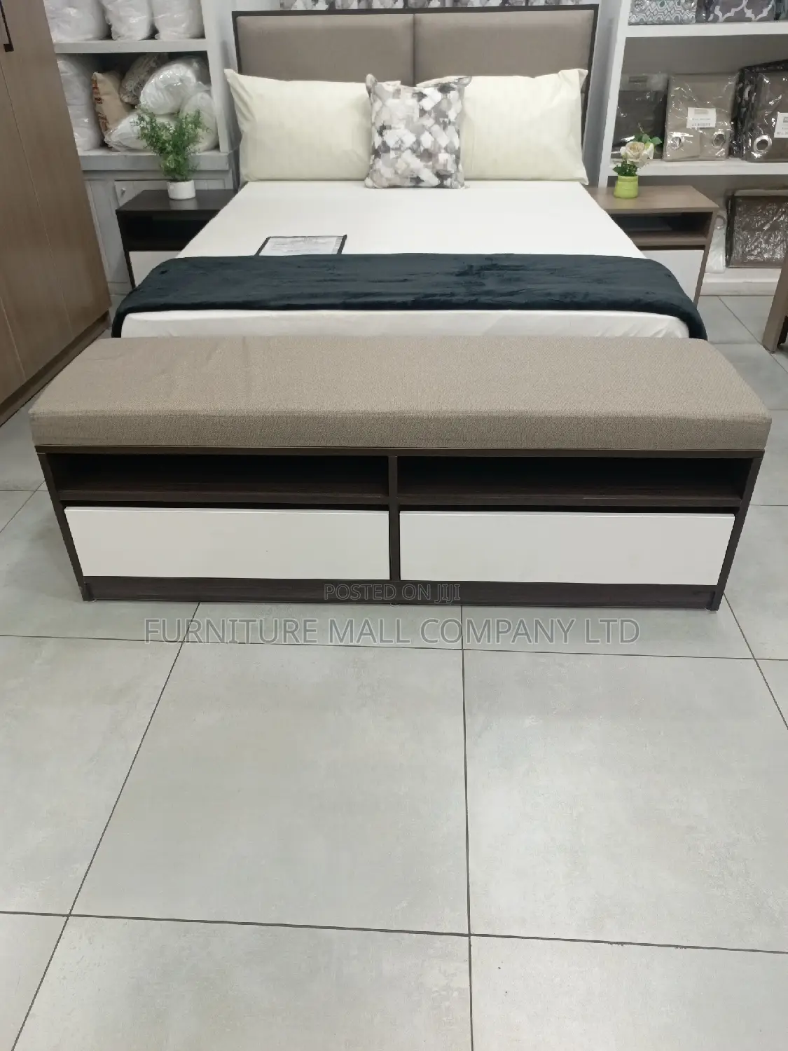 FURNITURE MALL COMPANY Double Bed With Mattress and Drawr
