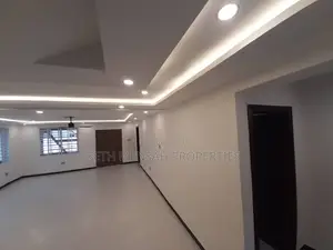 5bdrm House in Skm, Achimota for rent