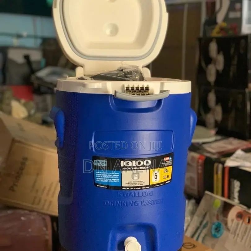 5 Gallon 20quarts on a Wheel