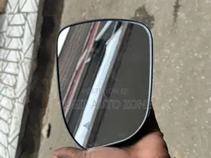 Mitsubishi Outlander 2020 Mirror Glass Available