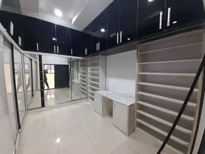 4bdrm House in Skm, Spintex for sale