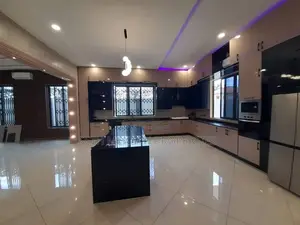 5bdrm House in Skm, Spintex for sale