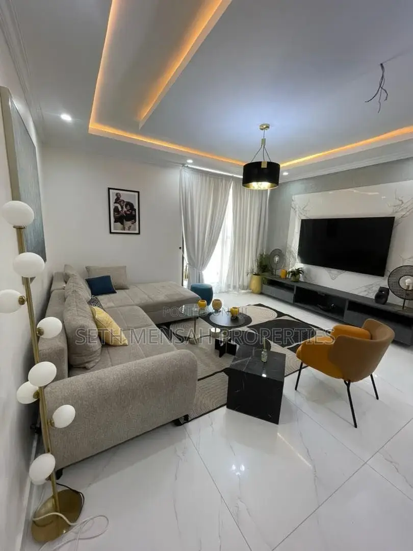 4bdrm House in Skm, Spintex for sale