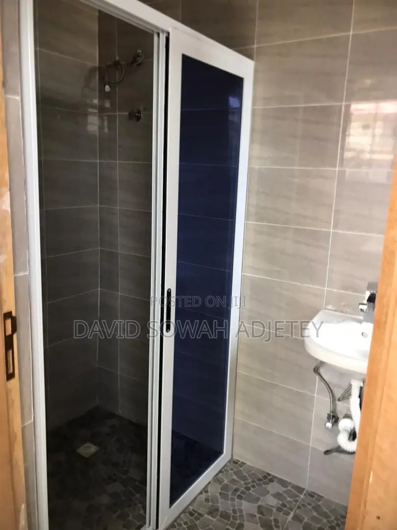 1bdrm Apartment in Green Hotel, Teshie for rent