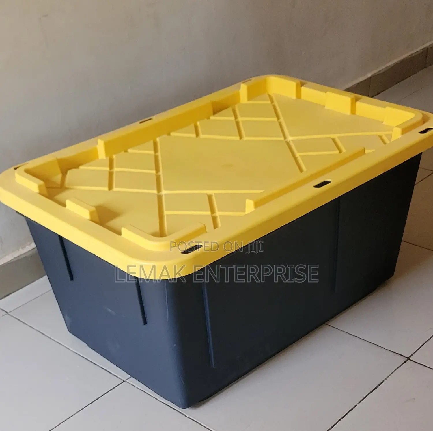 Greenmade Storage. 27 Gallons Professional Grade Box