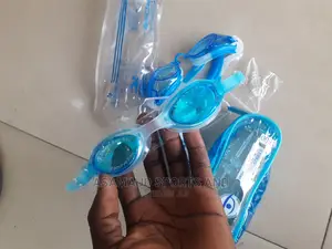 Original Swimming Goggles At Cool Price