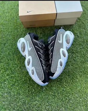Nike Nocta Sneaker