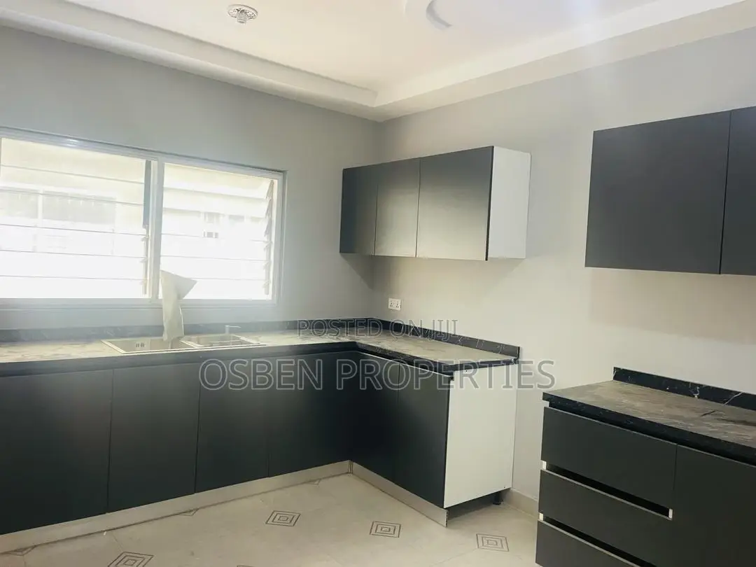 3bdrm Apartment in Pleasant Properties, Spintex for sale