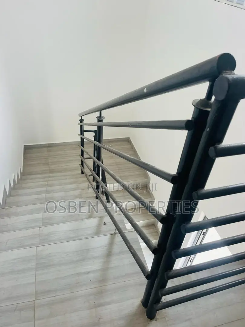 3bdrm Apartment in Pleasant Properties, Spintex for sale