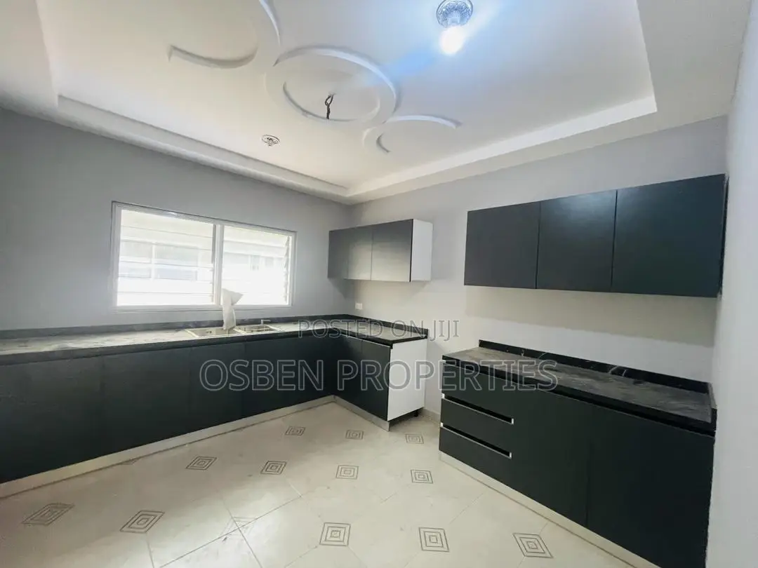 3bdrm Apartment in Pleasant Properties, Spintex for sale