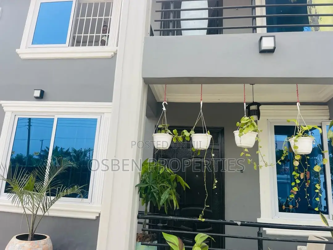 3bdrm Apartment in Pleasant Properties, Spintex for sale