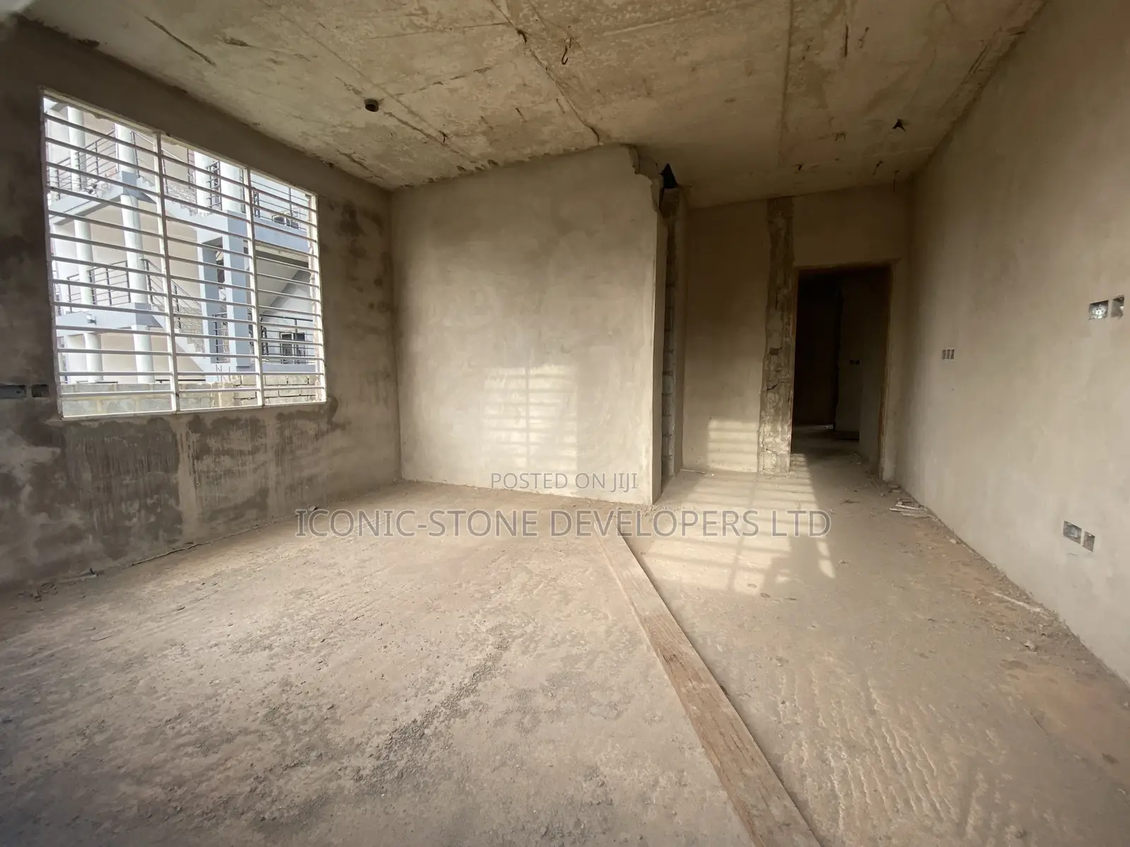 4bdrm House in Lakeside Comm 6, Ashaley Botwe for sale
