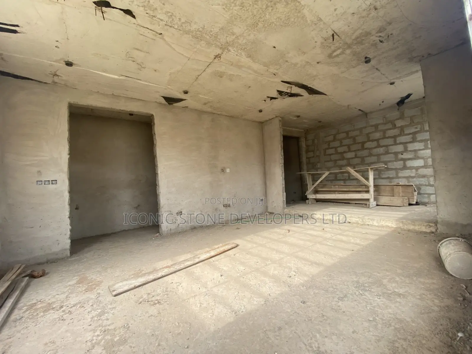 4bdrm House in Lakeside Comm 6, Ashaley Botwe for sale