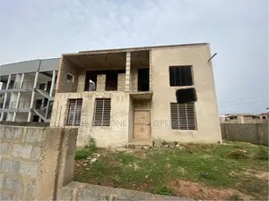4bdrm House in Lakeside Comm 6, Ashaley Botwe for sale