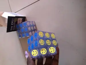Transparent Emoji Cube (Jiehui)