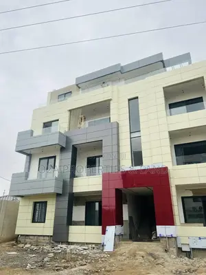 3bdrm House in East Airport for sale