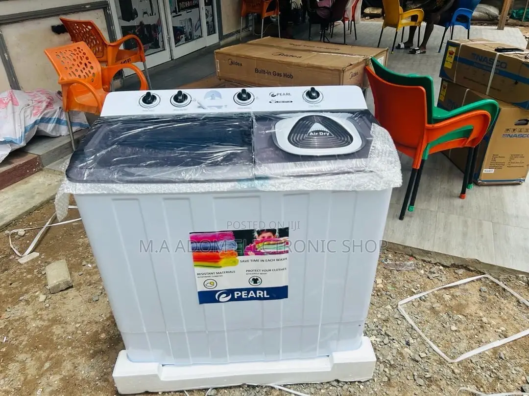 Energy Efficient Pearl 15kg Top Load Washing Machine.