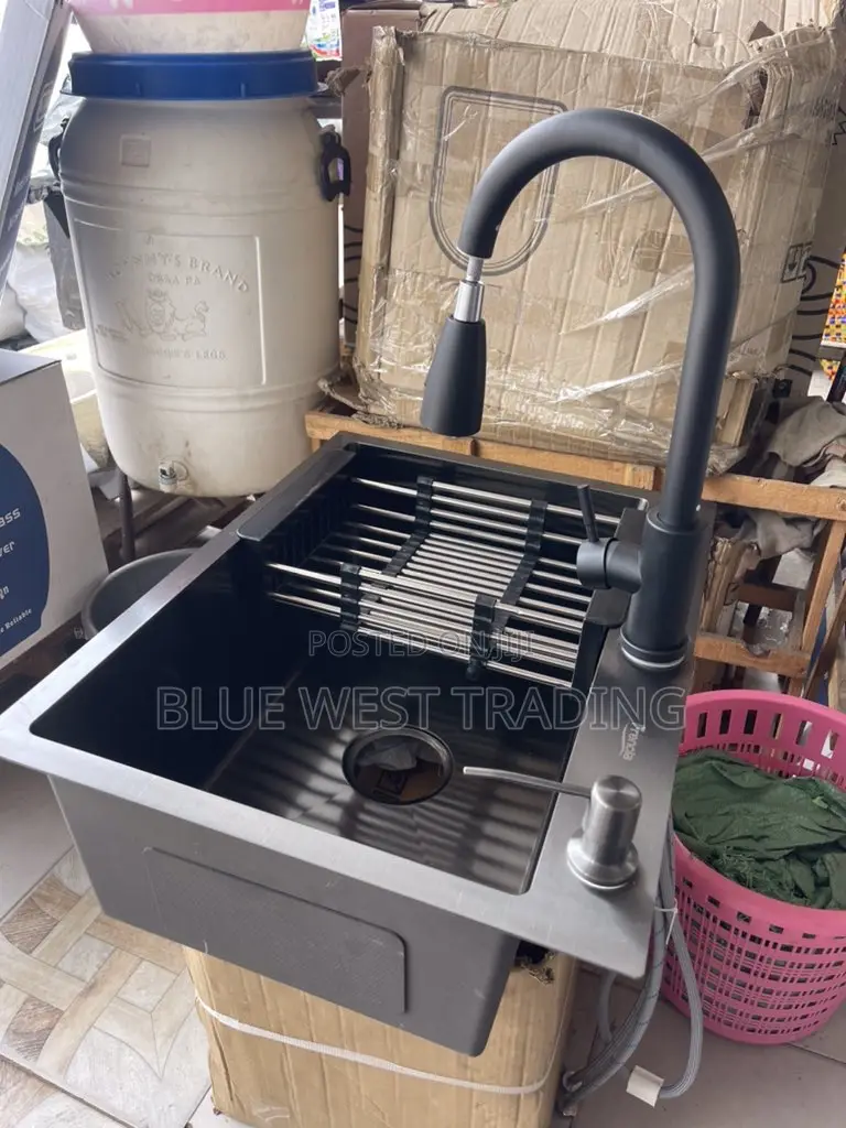 Black Cabinet Sink With Pull Out Tap