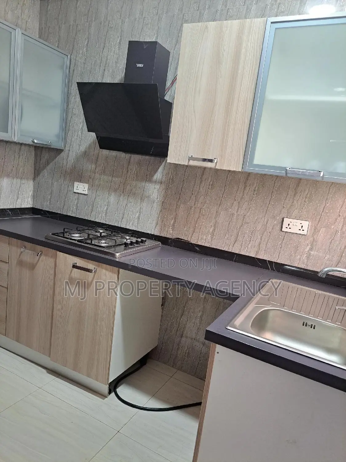 Furnished 3bdrm Duplex in Prampram Beach for sale