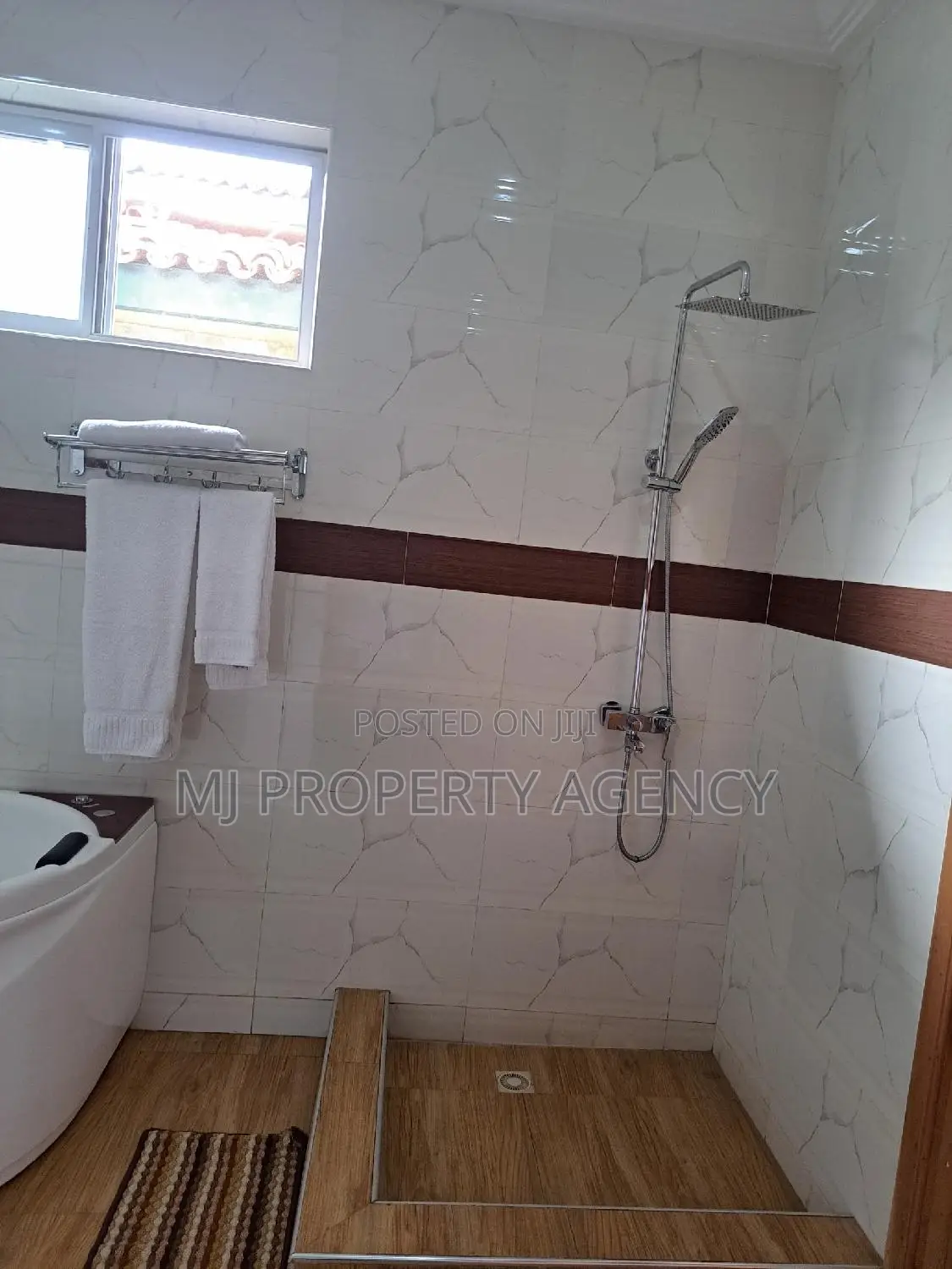 Furnished 4bdrm House in Prampram Beach for sale