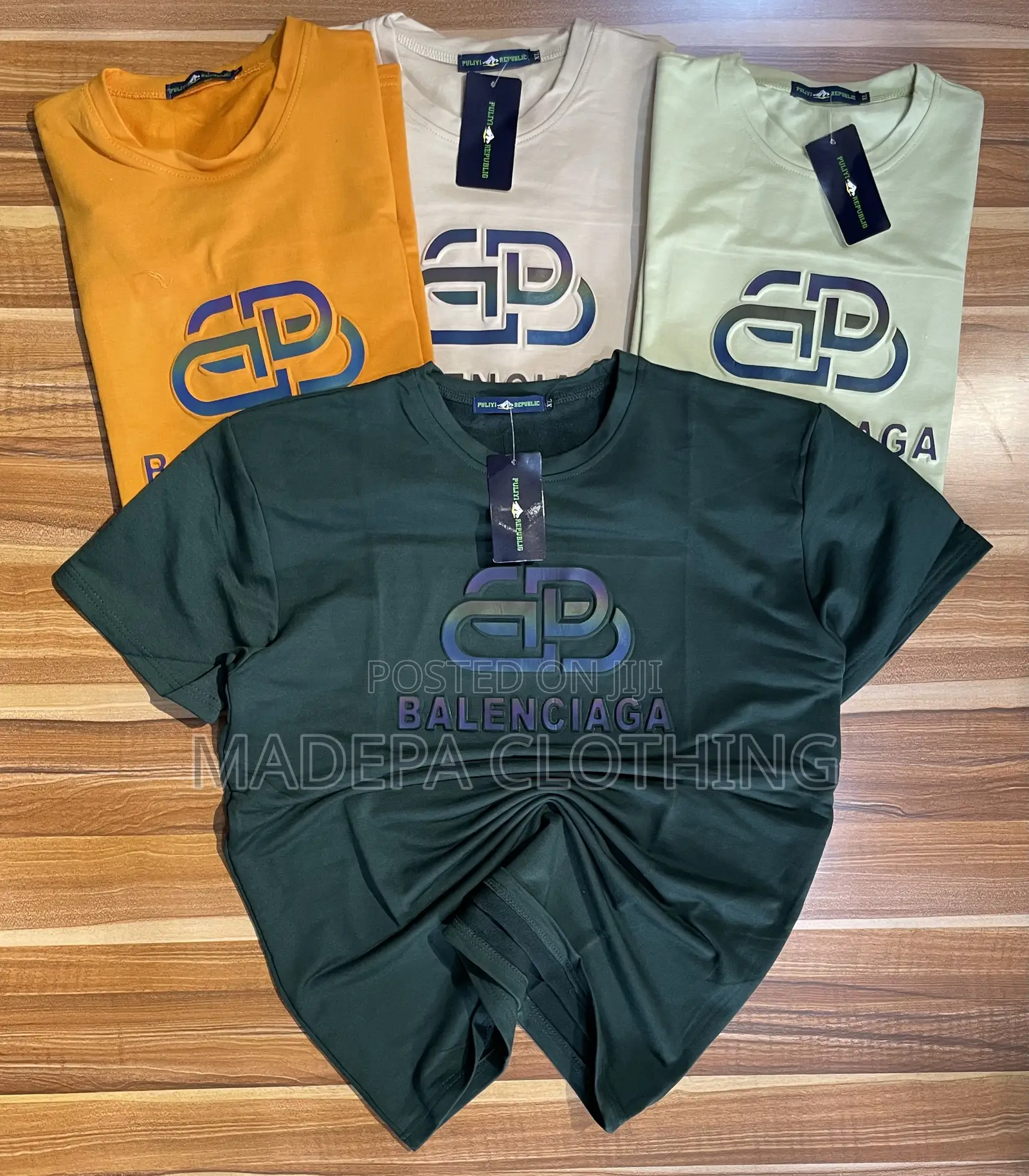 Round Necks T Shirt