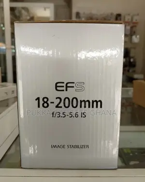 Canon EFS 18-200 MM Lens