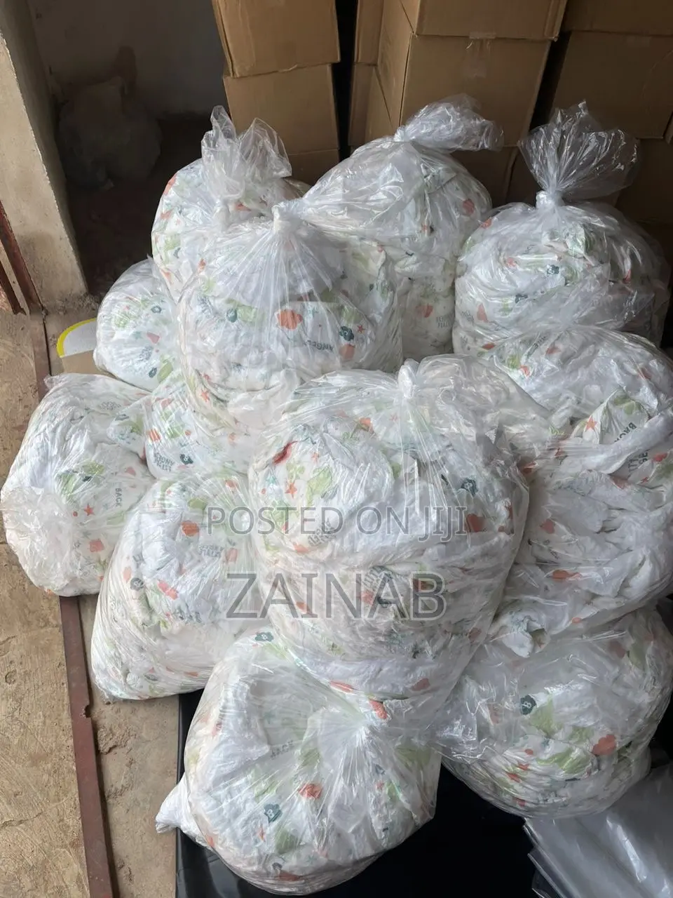Europe Mix Diapers